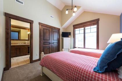 Silver Star #603 - 3 Bed Condo w spa - image 4