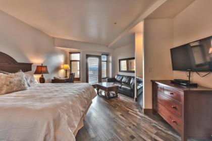 Sundial Lodge Superior 2 Bedroom by Canyons Village Rentals - image 6