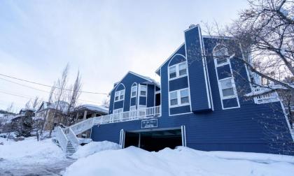 The Blue Church Lodge - image 5