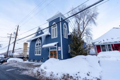 The Blue Church Lodge - image 9