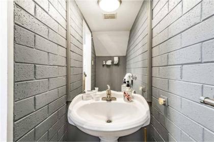Park Avenue 333 by Identity Properties - image 15