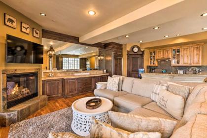Lavish Jeremy Ranch Retreat 6 Mi to Canyons!