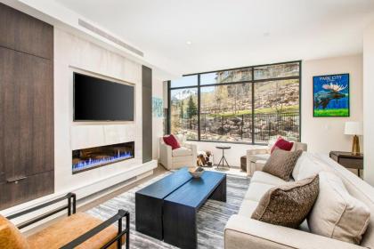 Stunning modern Lift Utah