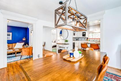 Historic Ontario Bungalow - image 5