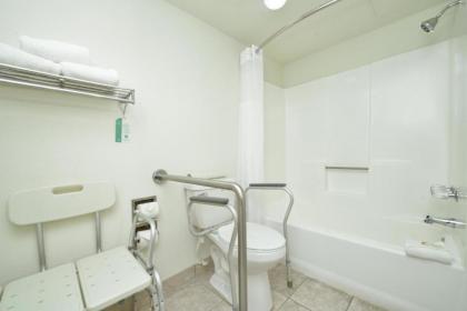 Quality Inn Parker - image 15