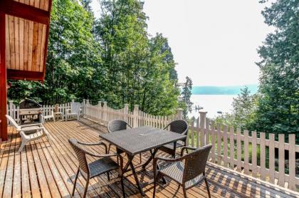 Cheryl's Bainbridge Chalet