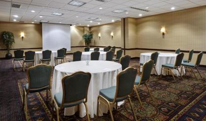 Embassy Suites Parsippany - image 15