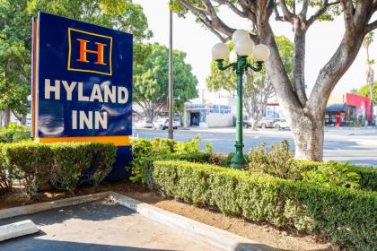 Hyland Inn near Pasadena Civic Center - image 3