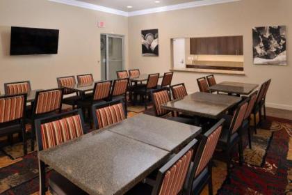 Best Western Plus Black Oak - image 5