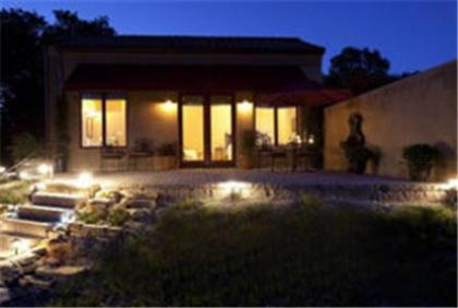 Dunning Vineyards Guest Villa - image 2