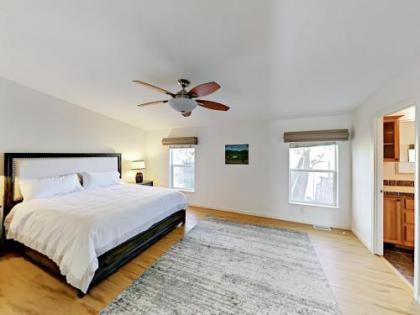 Wine Enthusiast Escape Home Home - image 2