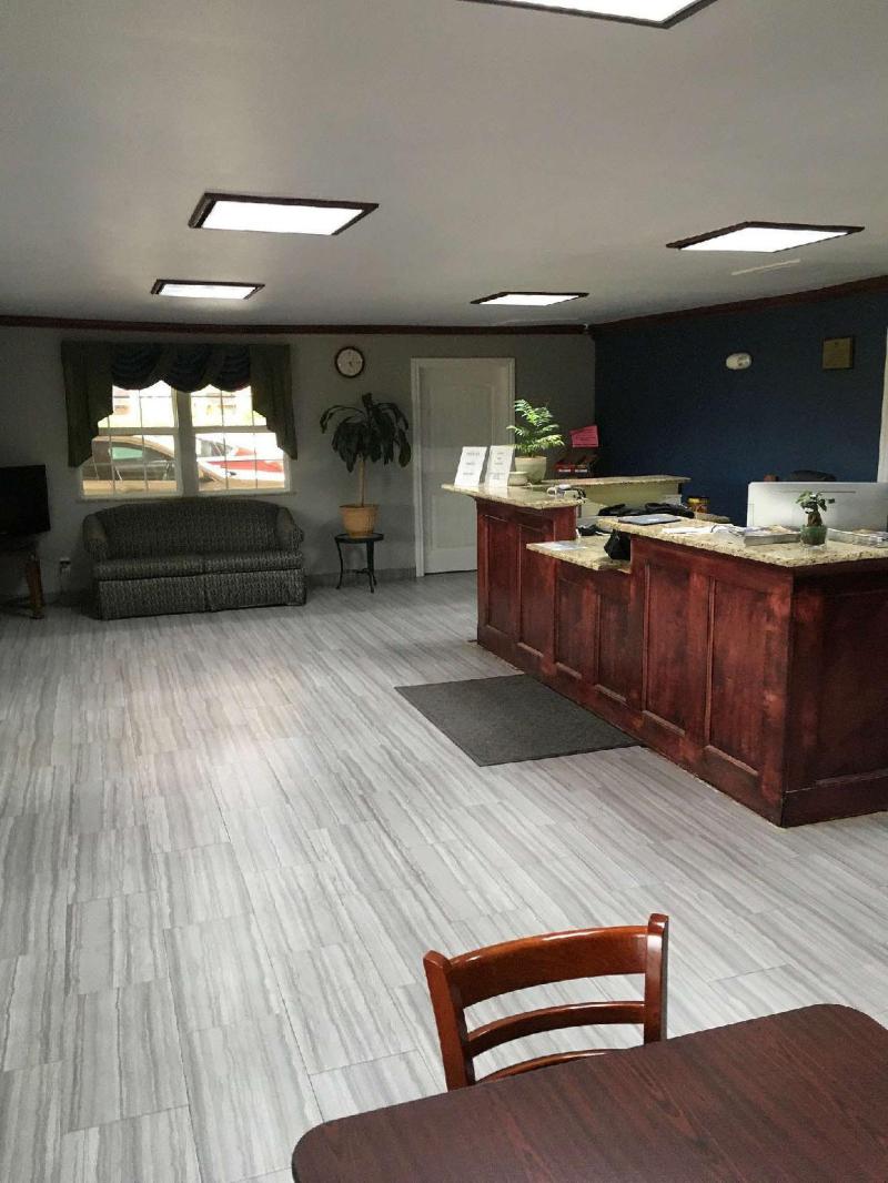 Americas Best Value Inn Pauls Valley - image 3