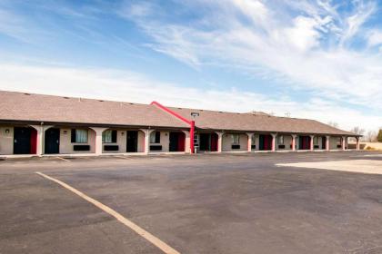 Rodeway Inn - Pauls Valley - image 10