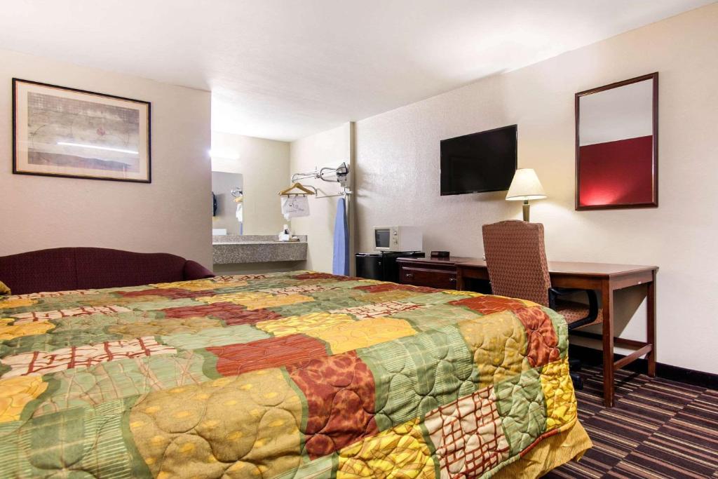 Rodeway Inn - Pauls Valley - image 2