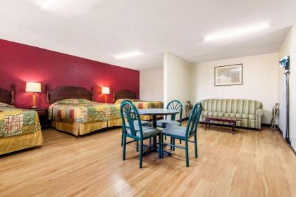 Rodeway Inn - Pauls Valley - image 4