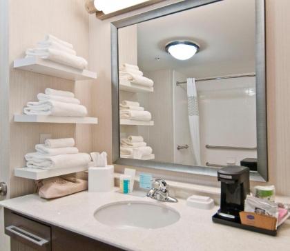 Hampton Inn and Suites Pauls Valley - image 13