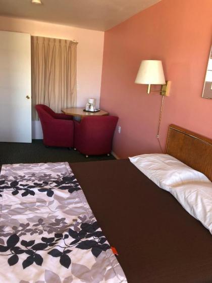 Payette Motel - image 11