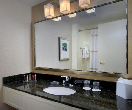Boston Marriott Peabody - image 3