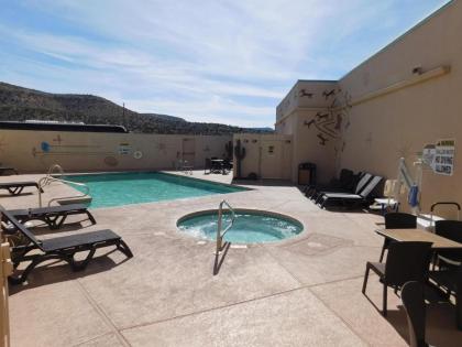 Hualapai Lodge - image 9
