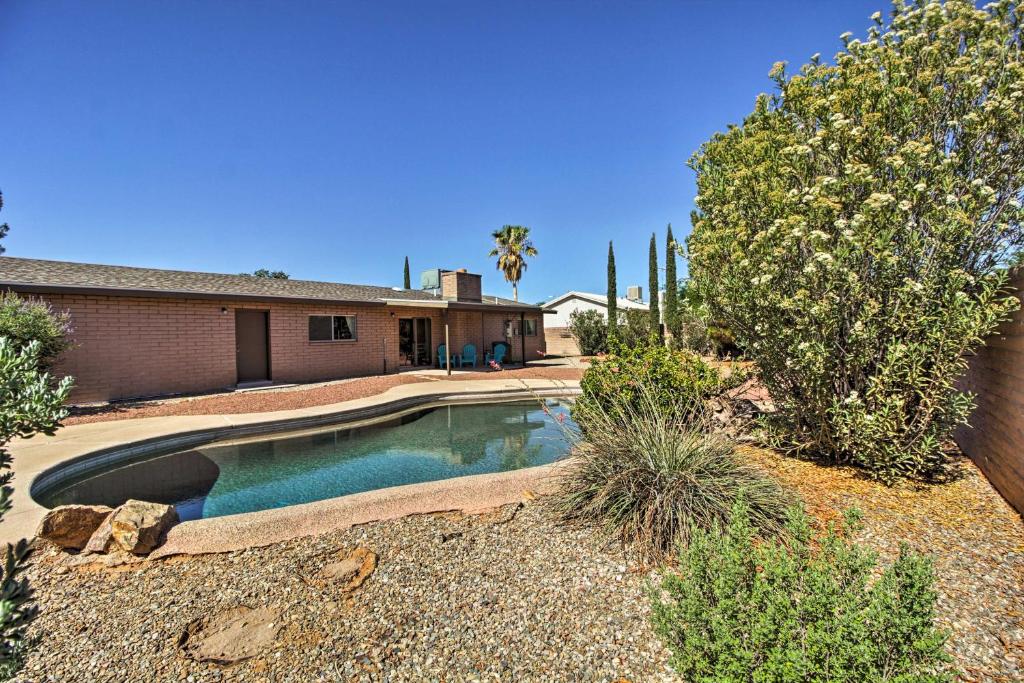 Pearce-Sunsites Home with Pool and Desert Mountain View - image 2