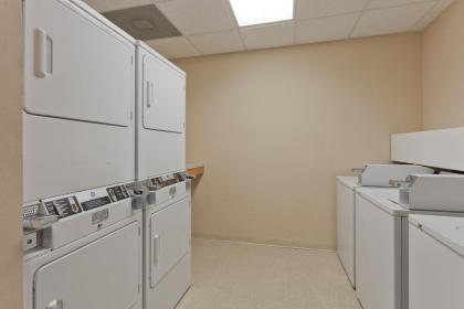 Candlewood Suites Pearl an IHG Hotel - image 21