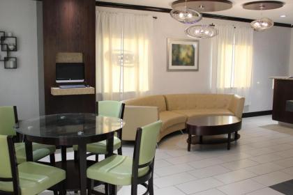 Horizon Inn & Suites - image 14