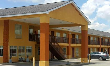 Executive Inn - image 1