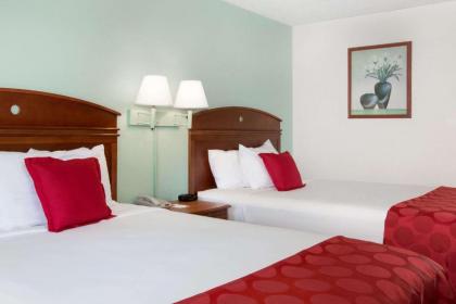 Ramada by Wyndham Pelham - image 14