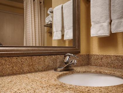 Best Western Plus Oak Mountain Inn - image 9