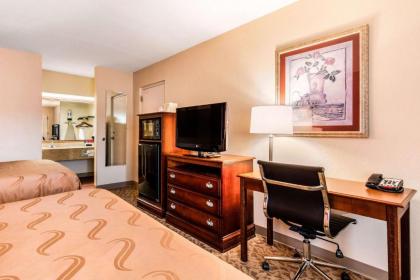 Quality Inn Pelham I-65 exit 246 - image 12