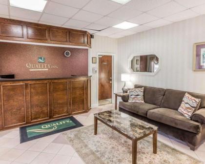 Quality Inn Pell City I-20 exit 158 - image 4
