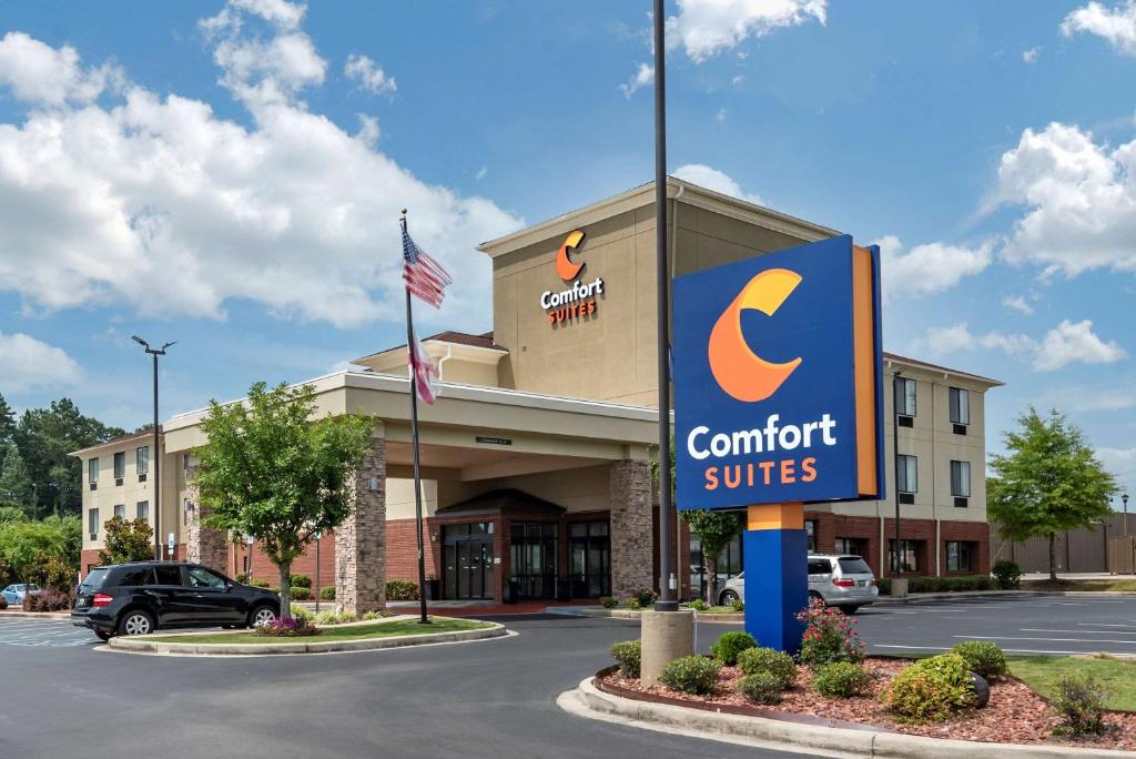 Comfort Suites Pell City I-20 exit 158 - main image