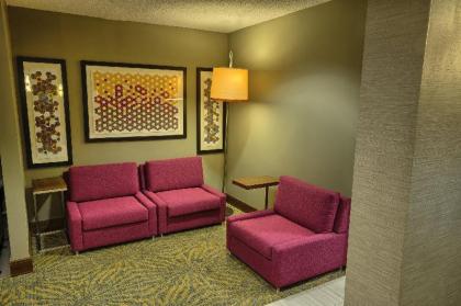 Holiday Inn Express Hotel & Suites Pell City - image 8