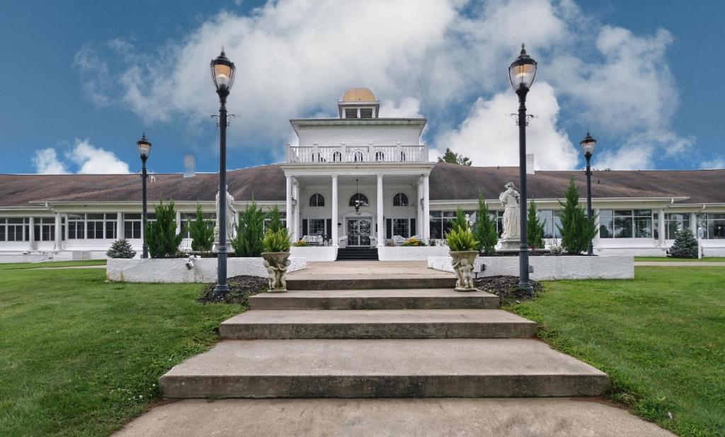 Four Seasons Island Resort - main image