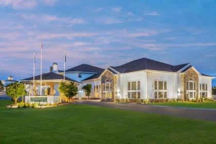 Four Seasons Island Resort - image 8