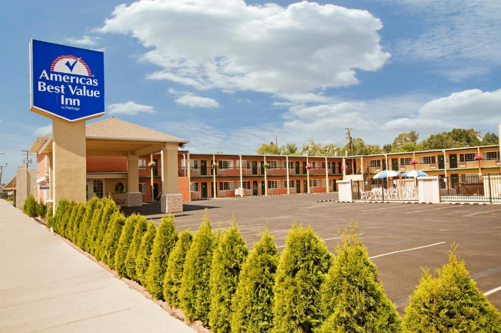 Americas Best Value Inn - Pendleton - image 5