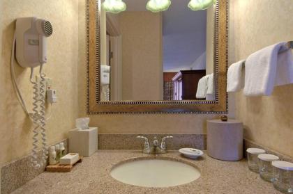 Red Lion Hotel Pendleton - image 4