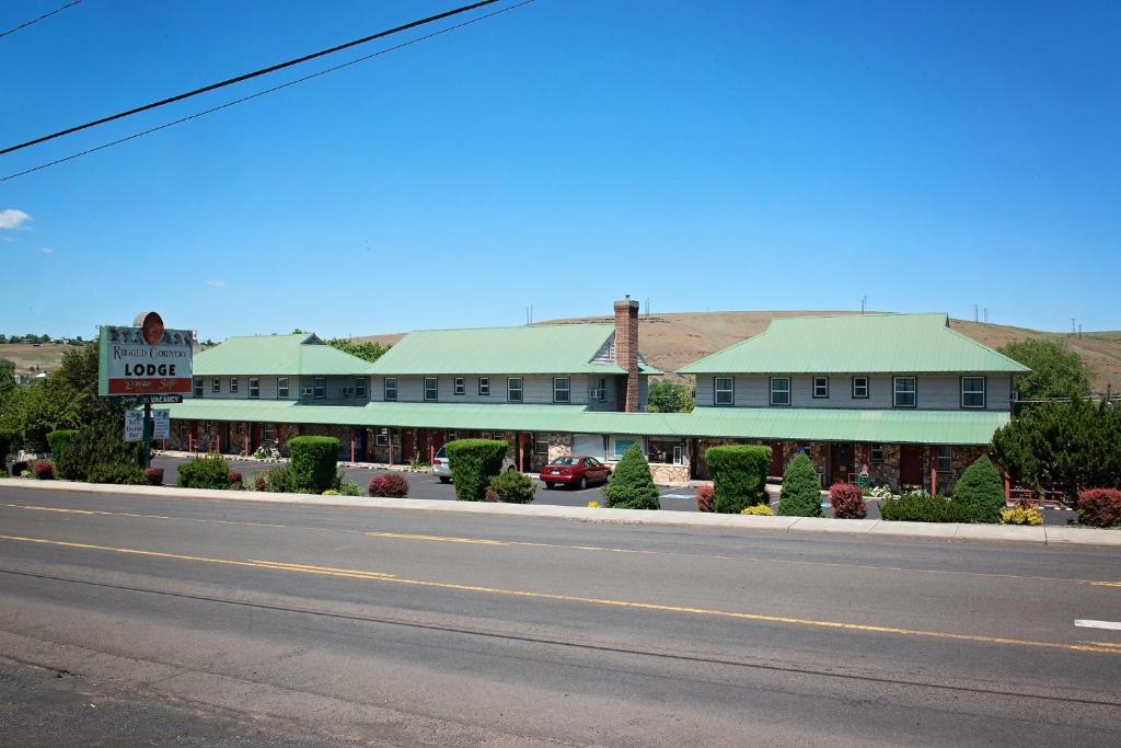 Rugged Country Lodge - main image
