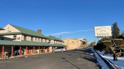 Rugged Country Lodge - image 11