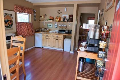 Rugged Country Lodge - image 3