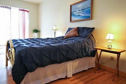 Marina Vista - image 15