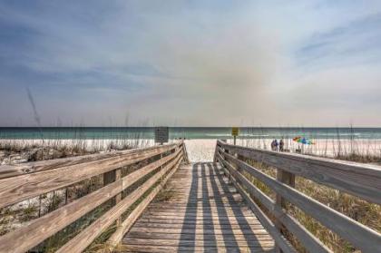 Sleek Pensacola Beach Condo with Patio-Walk to Beach!