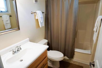 611 Starboard Village - image 2
