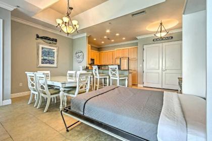 Pensacola Bch Penthouse with View and Pool Access! - image 15