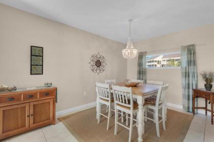 Portside Villas unit 13 - image 14