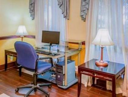 Sweet Dream Inn - University Park - image 4