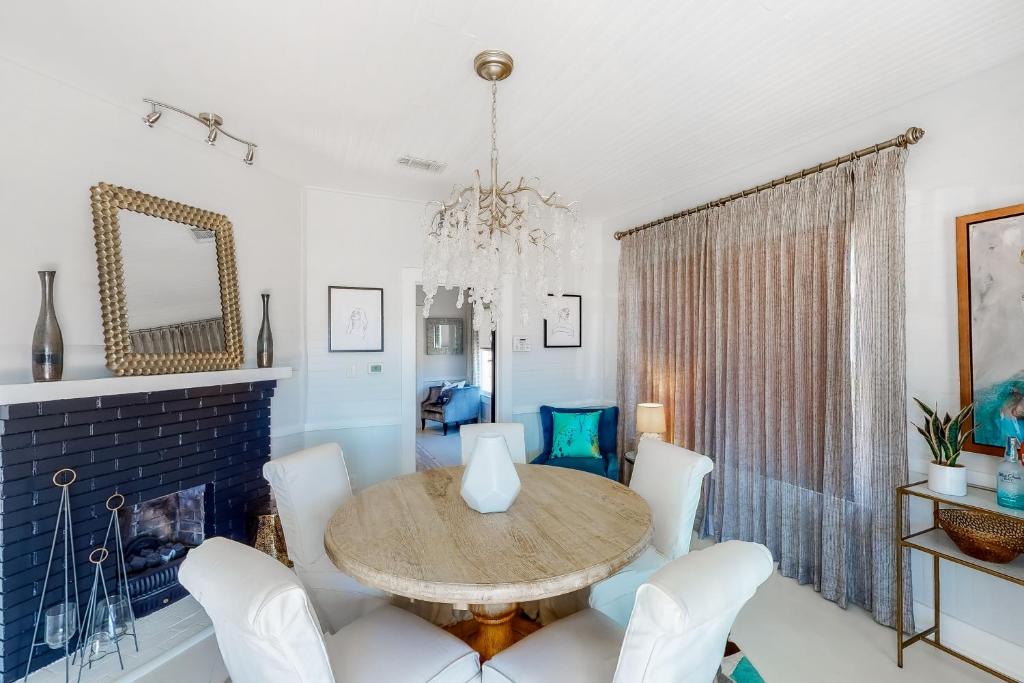 St Johns Cottage - image 2