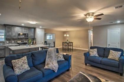 Relaxing Pensacola Getaway with Volleyball Net! - image 4