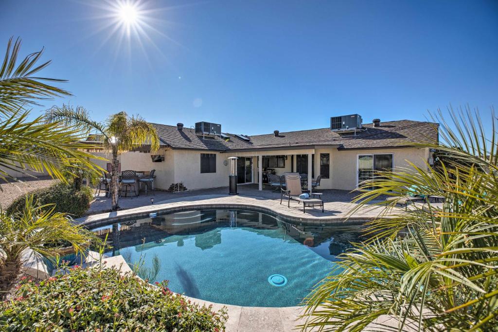Private Desert Oasis with Pool 5Mi to Peoria Complex! - main image