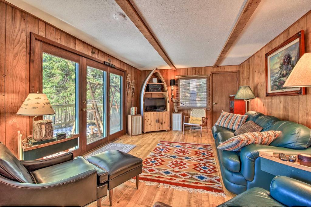 Waterfront Pet-Friendly Whitefish Lake Home with Dock - main image